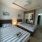 Plavo Nebo Apartment *